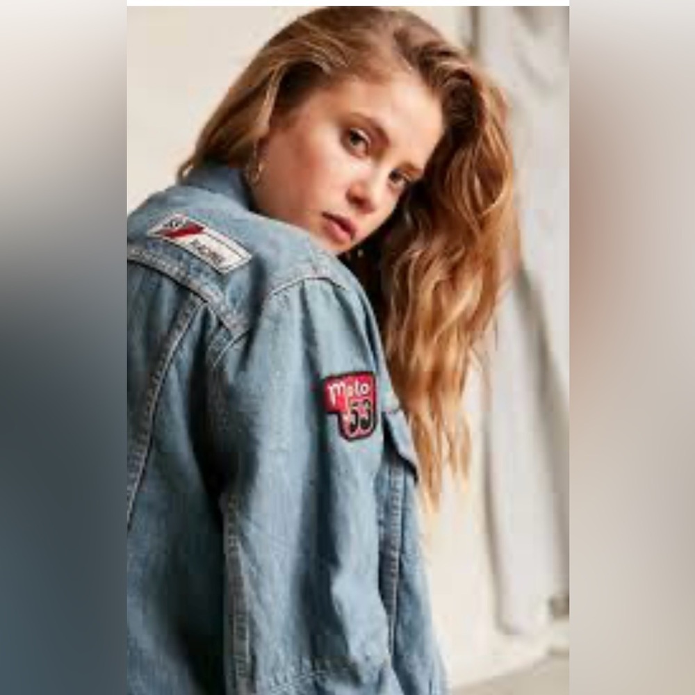 Big Star VTG 90’s Trucker Patches Heritage Lucie Denim Jacket-EUC- Sz M